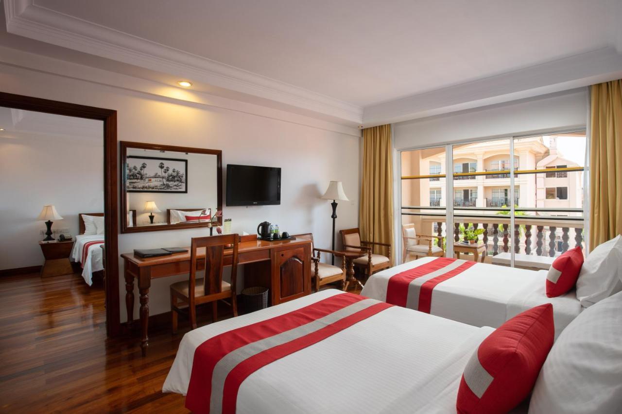 Hotel Somadevi Angkor Premium à Siem Reap Extérieur photo