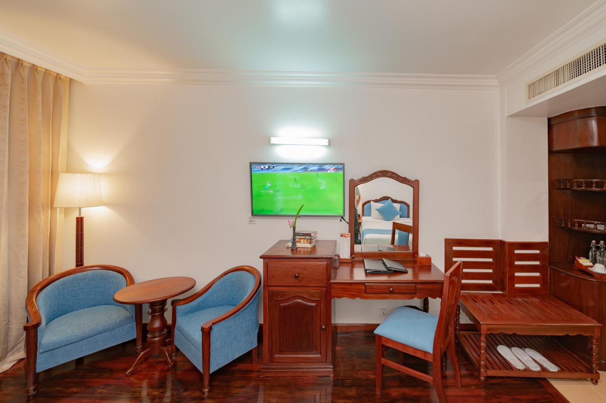 Hotel Somadevi Angkor Premium à Siem Reap Extérieur photo