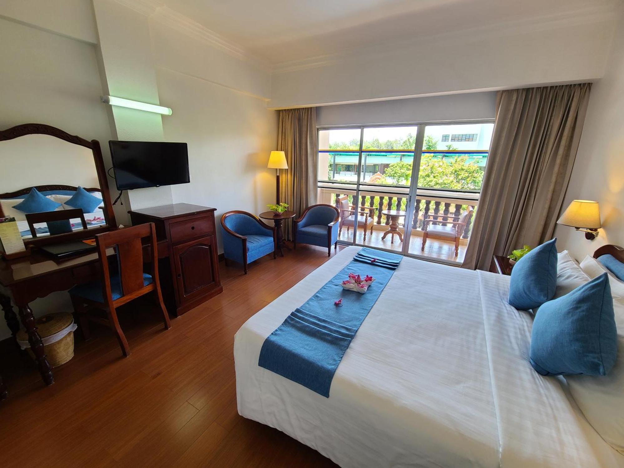 Hotel Somadevi Angkor Premium à Siem Reap Extérieur photo