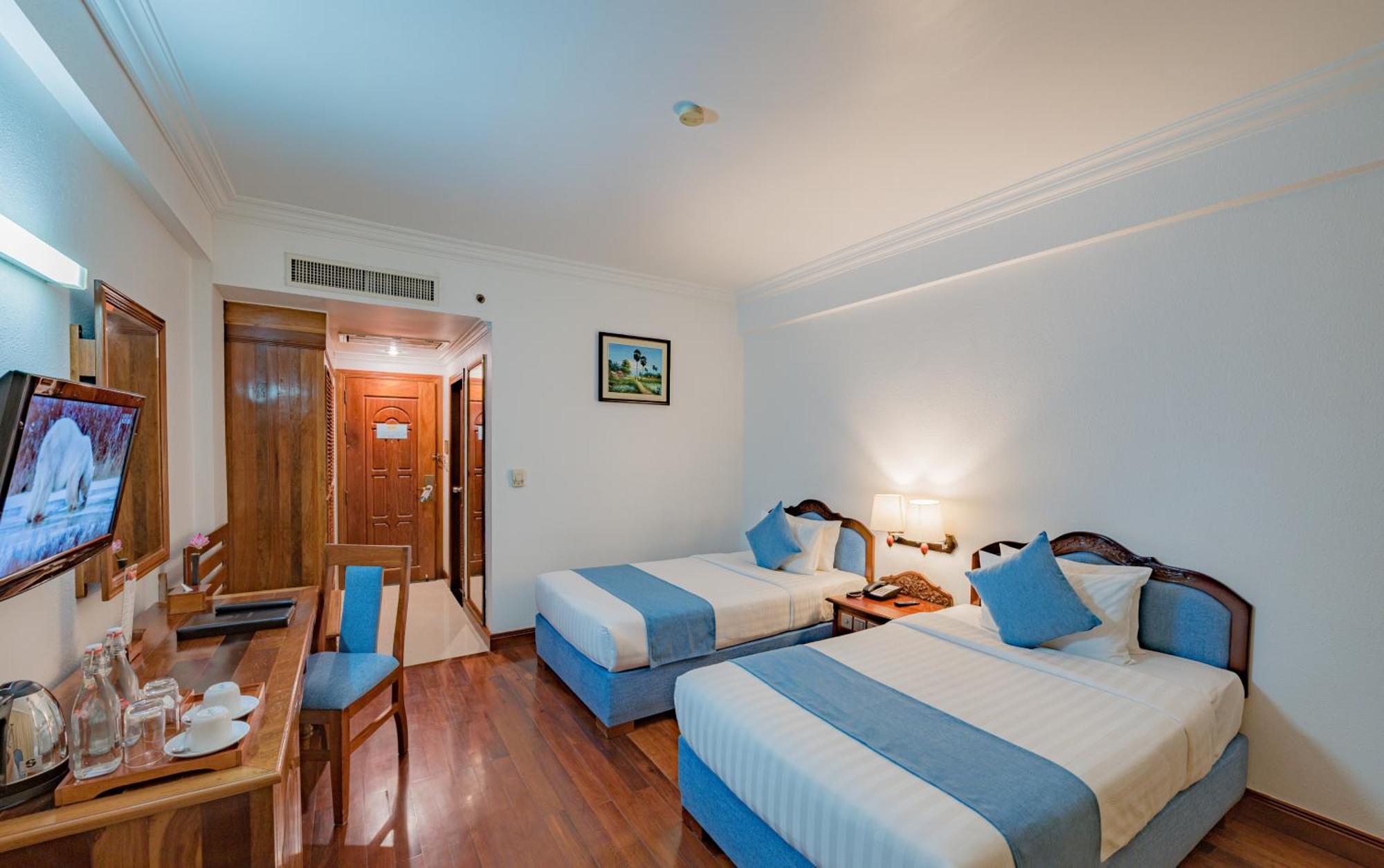 Hotel Somadevi Angkor Premium à Siem Reap Extérieur photo